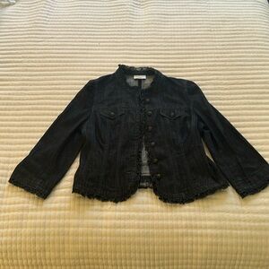 The most beautiful jean jacket from the Loft size 8